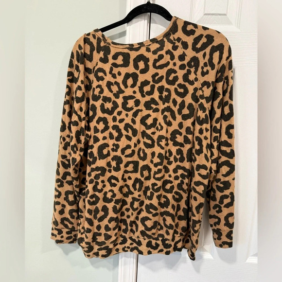 Buffalo David Bitton Leopard Sweater Women’s XL long sleeve crew neck - Picture 3 of 3